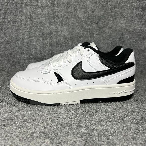 Nike GAMMA FORCE Women's WHITE BLACK DX9176-100 Athletic Sneaker Shoes Size 6 - Picture 3 of 7